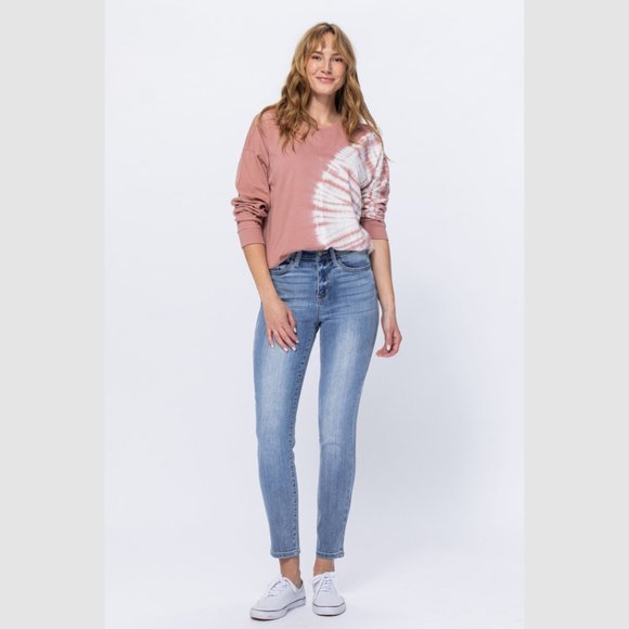 NWT Judy Blue Relaxed Fit Jeans - Picture 4 of 6